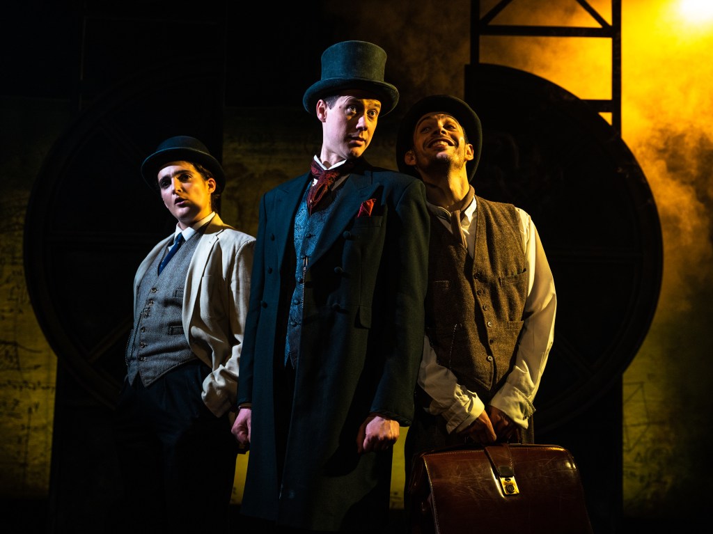 Around the World in 80&nbsp;Days